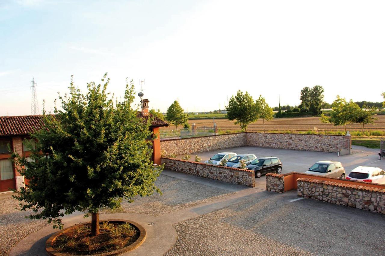 Cascina Volta Bed & Breakfast Бреша Екстериор снимка