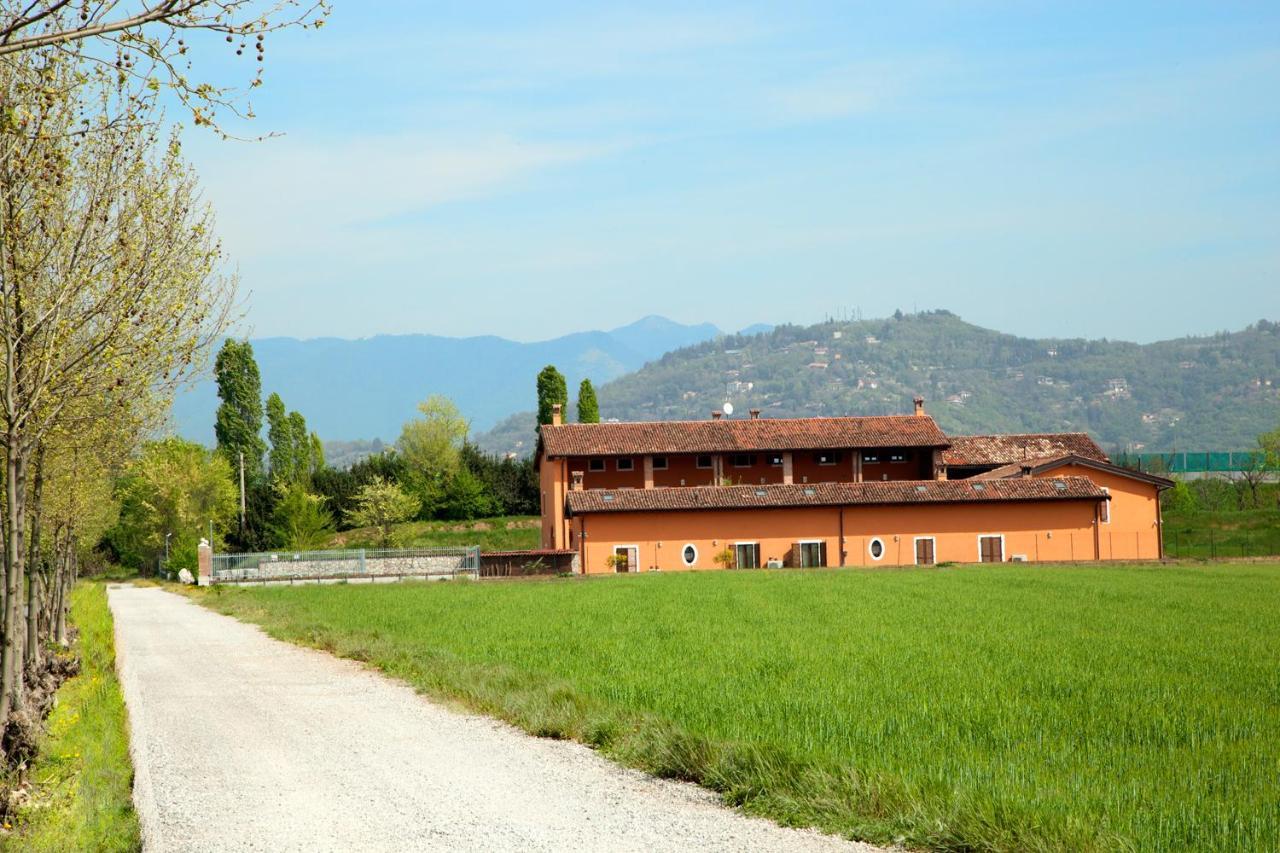Cascina Volta Bed & Breakfast Бреша Екстериор снимка